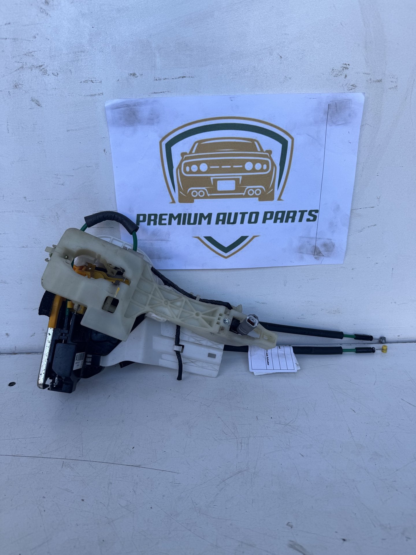2014  GD Right Front Lock Actuator