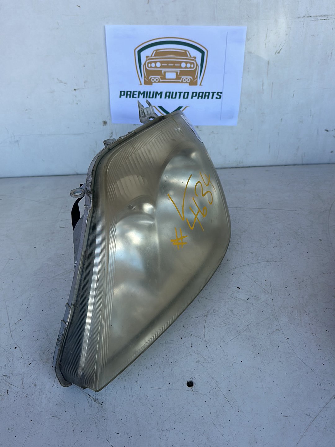 2002 Toyota Corolla E120 Sedan Left Headlight