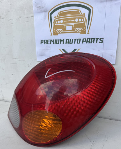 2000  E110 Right Taillight
