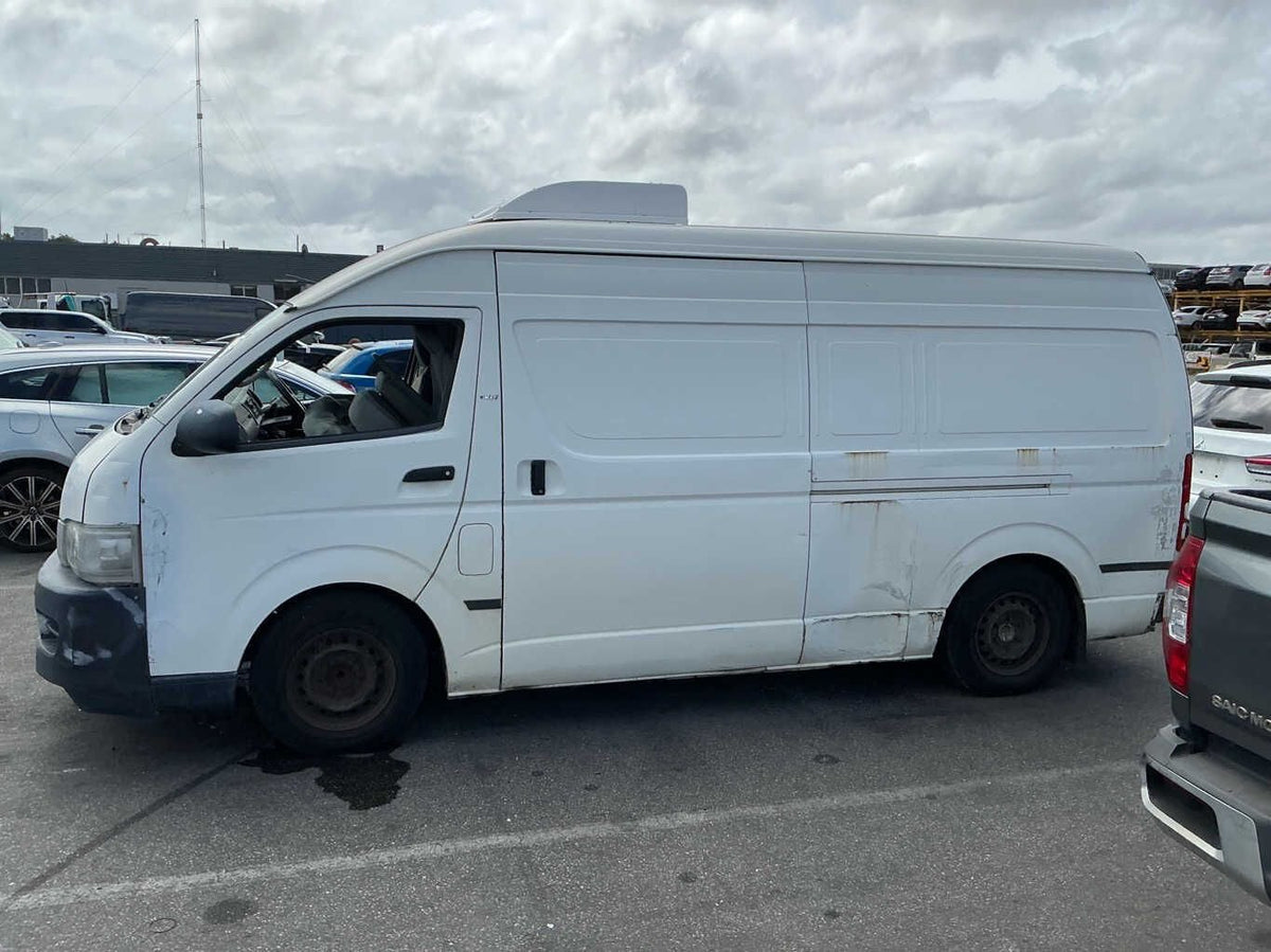 2006 Toyota Hiace H200