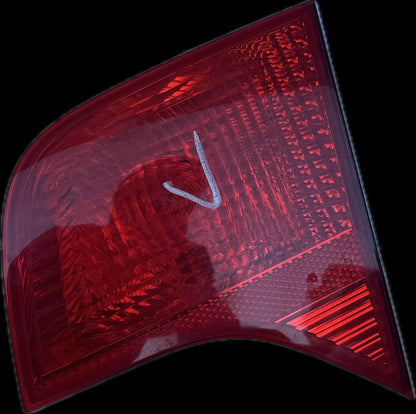 2008  B7 Right Bootlid Light