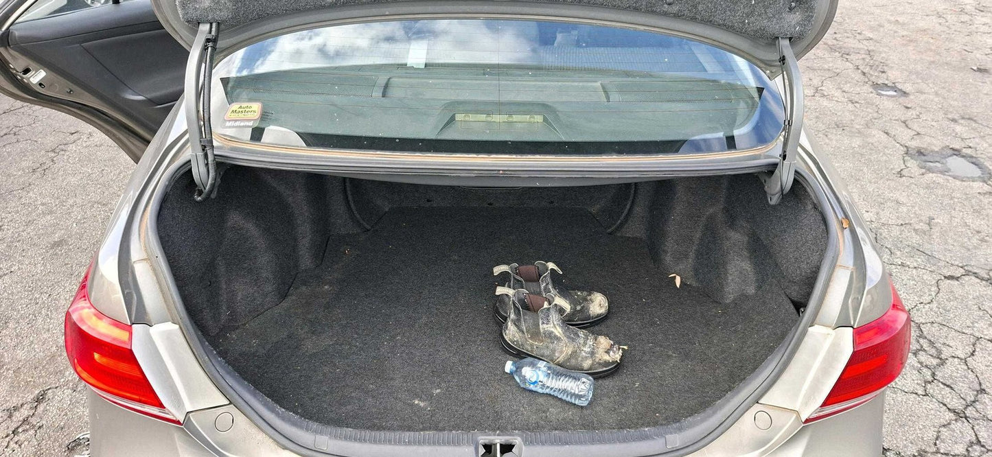 2011 Toyota Aurion AT-X V40Sedan 
Toyota
Aurion