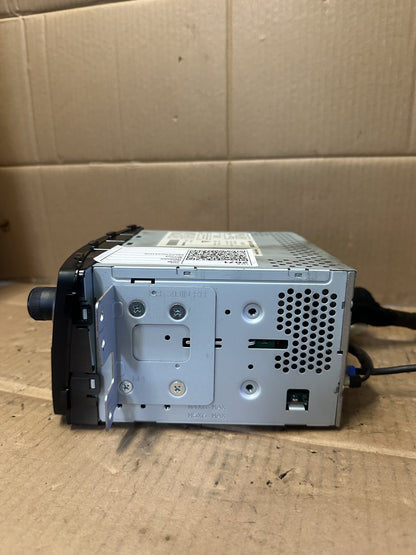 2016 Hyundai Accent RB Hatchback Stereo Head Unit RB-02