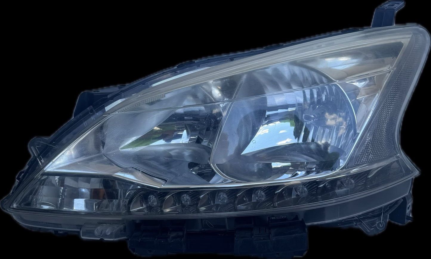 2014 Nissan Pulsar B17 Sedan Left Headlight STANLEY W0610L