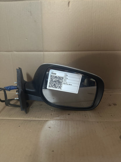 2005-2011 Toyota Yaris P90 Hatchback Right Door Mirror 011076