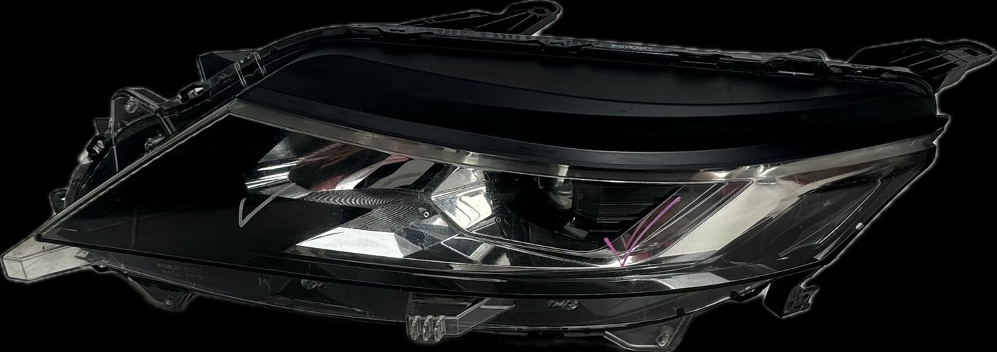 2019   Left Headlight
