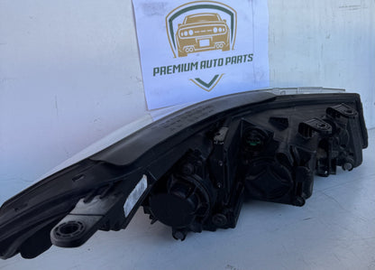 2017 Kia Cerato YD Hatchback Left Headlight