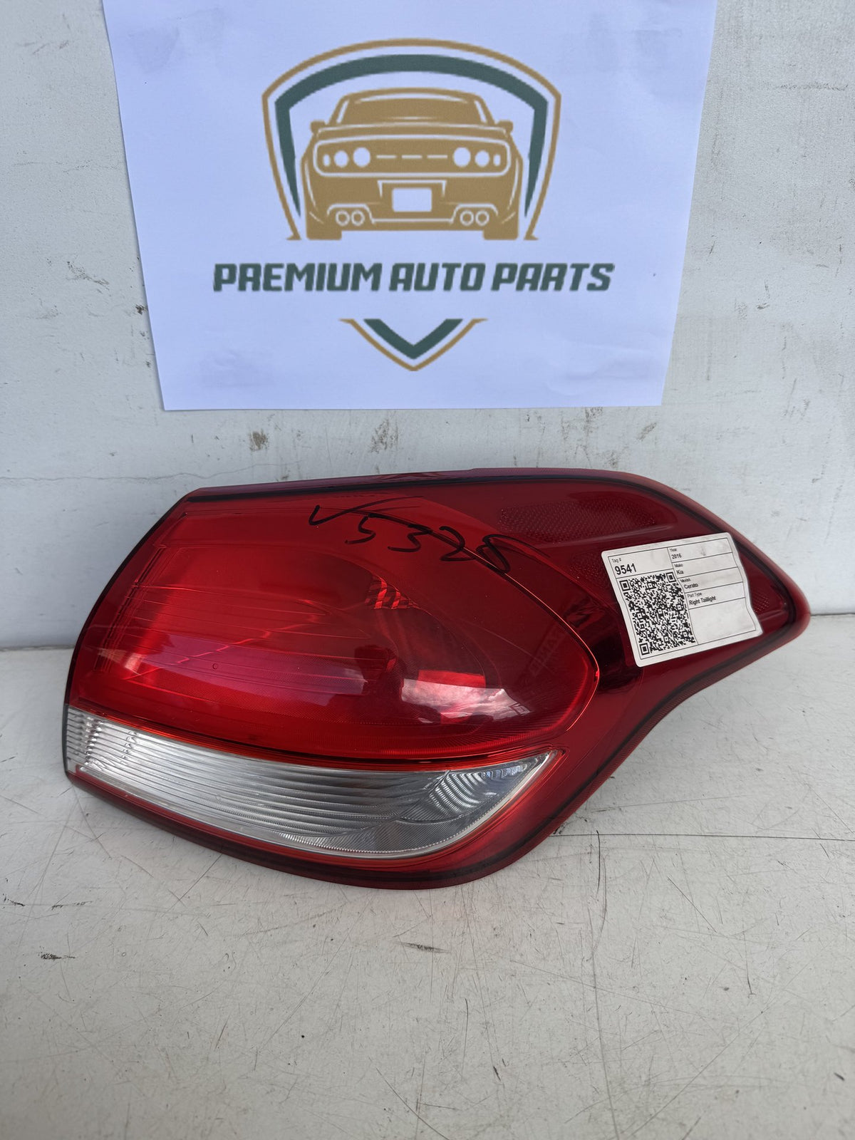 2016 Kia Cerato YD Hatchback Right Taillight