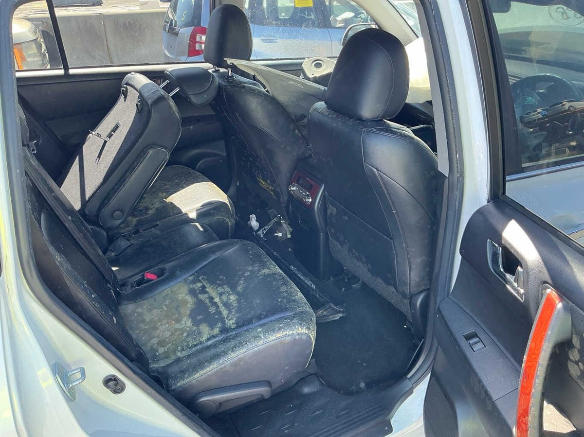 2011 Toyota Kluger Grande U40
