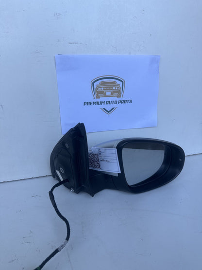 2010 Volkswagen Golf Station Wagon Right Door Mirror 021025