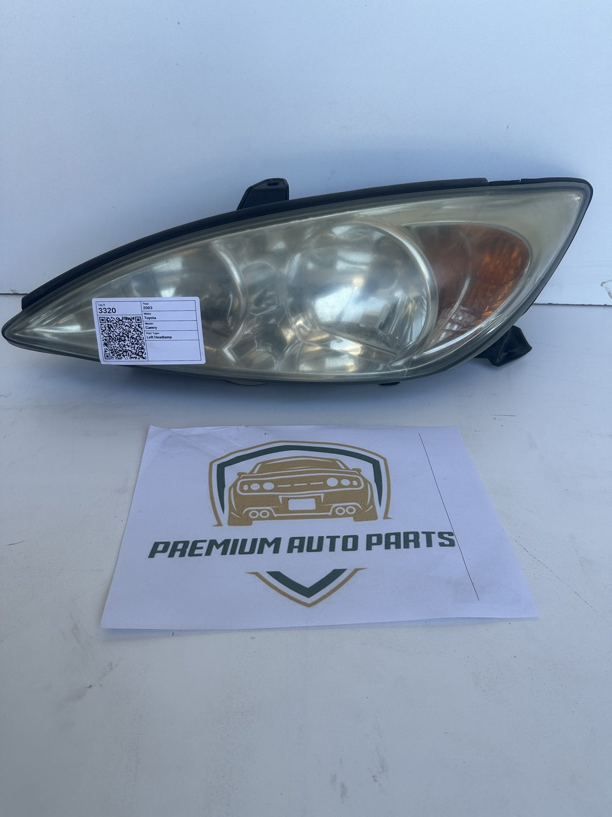2003 Toyota Camry V30 Sedan Left Headlight 81150-YC090