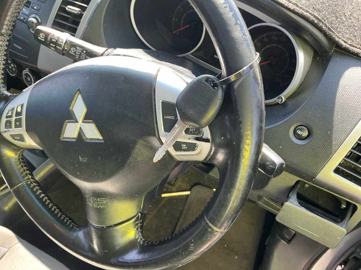 2010 Mitsubishi Outlander LS ZH