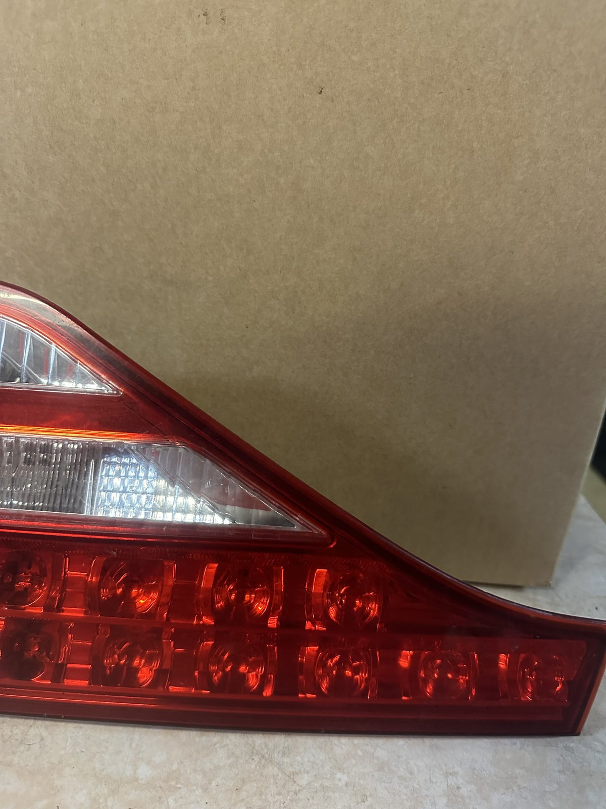 2006 Toyota Previa Station Wagon Right Boot Light 28193