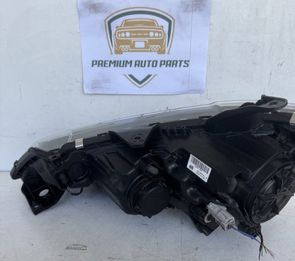 2017 Mitsubishi Outlander GF*W Station Wagon Right Headlight