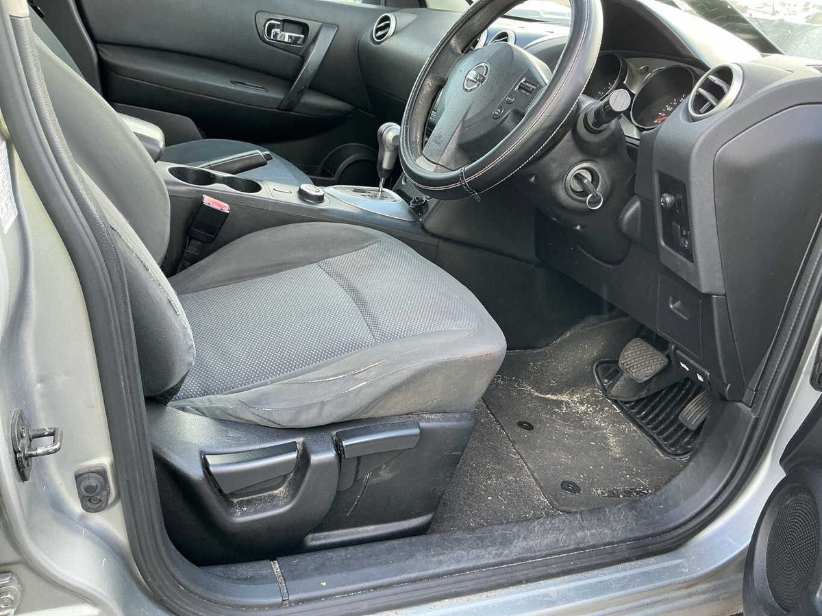2008 Nissan Dualis ST J10