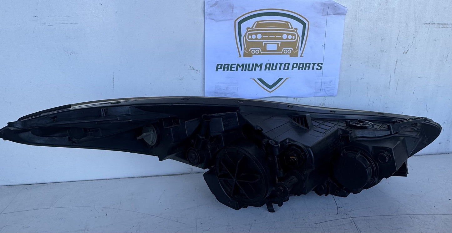2013 Hyundai Elantra MD Sedan Left Headlight