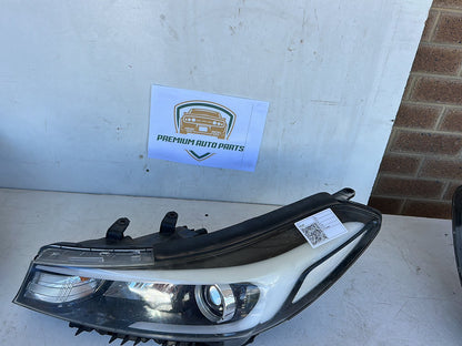 2018 Kia Cerato YD Hatchback Left Headlight