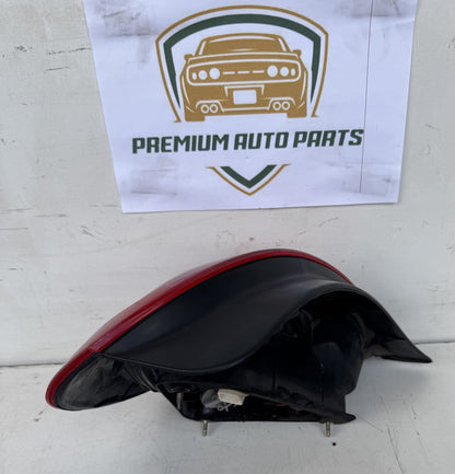 2000  E110 Right Taillight