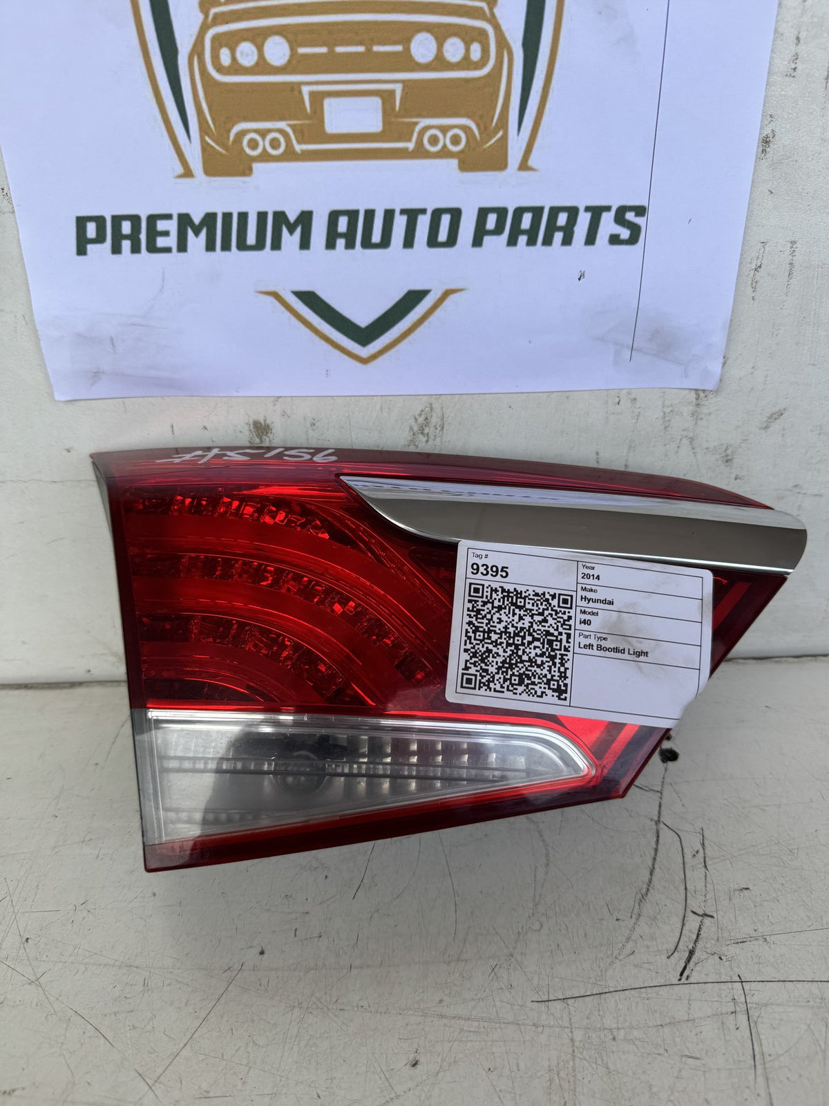 2014 Hyundai i40 VF Station Wagon Left Bootlid Light
