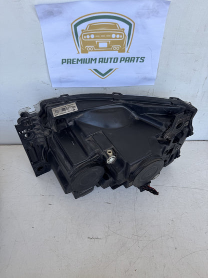 2010 Land Rover Range Rover Sport Station Wagon Right Headlight