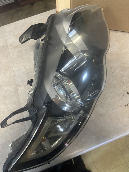 2009 Ford Falcon Right Headlight 2913005