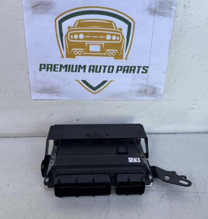 2014 Toyota Hiace ECU 89661-8351