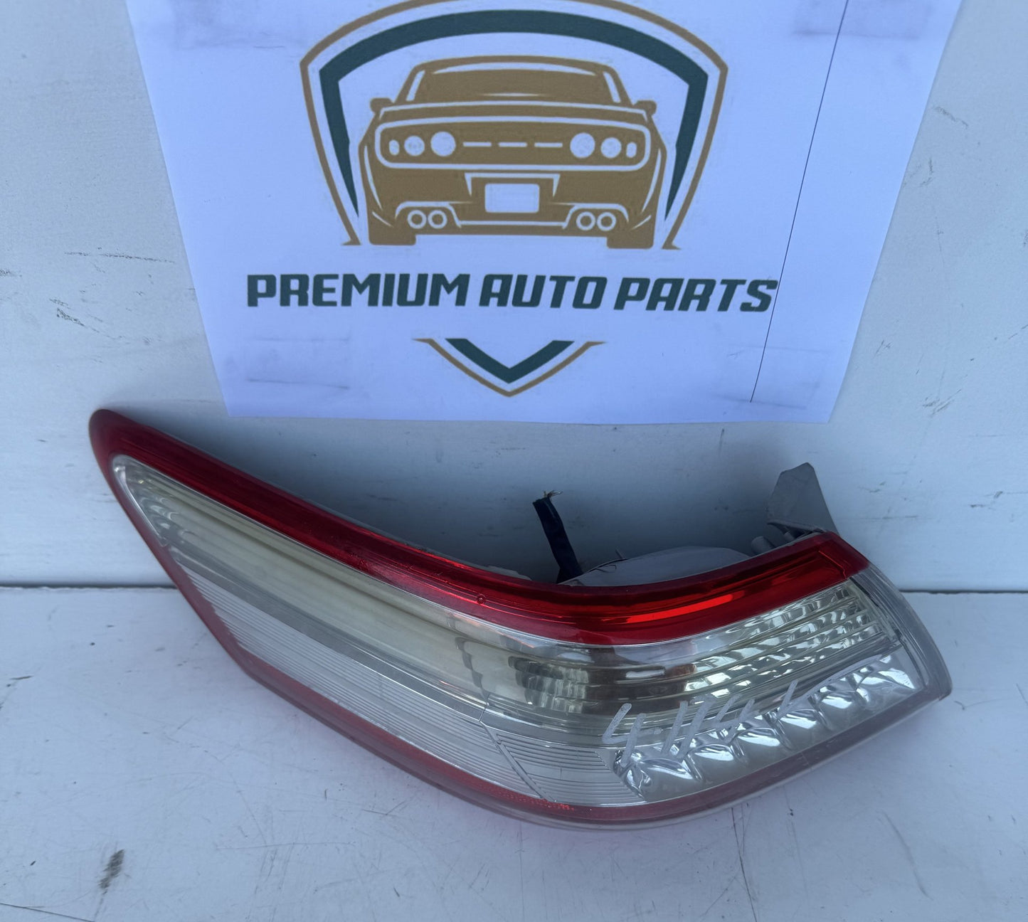 2010  XV40 Left Taillight