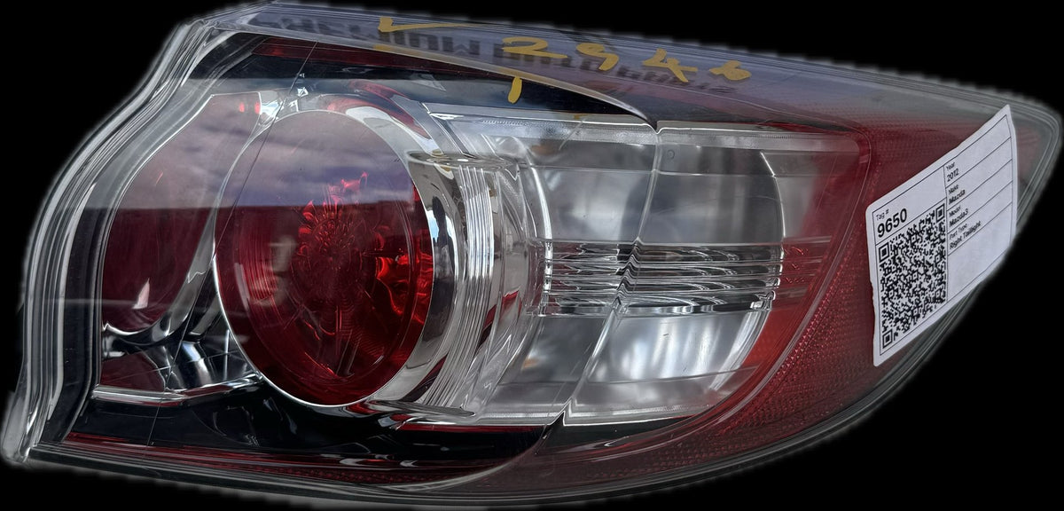 2012 Mazda Mazda3 Hatchback Right Taillight