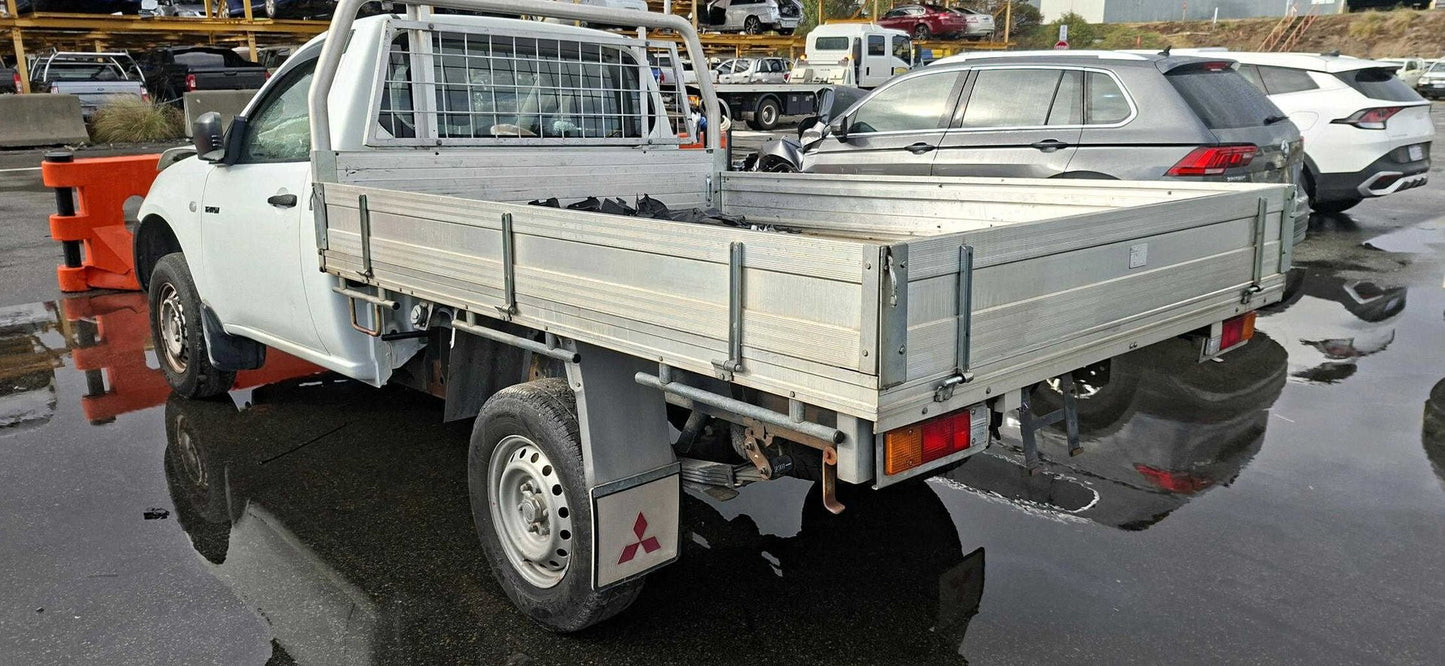 2012 Mitsubishi Triton GL MNCab & Chassis 
Mitsubishi
Triton