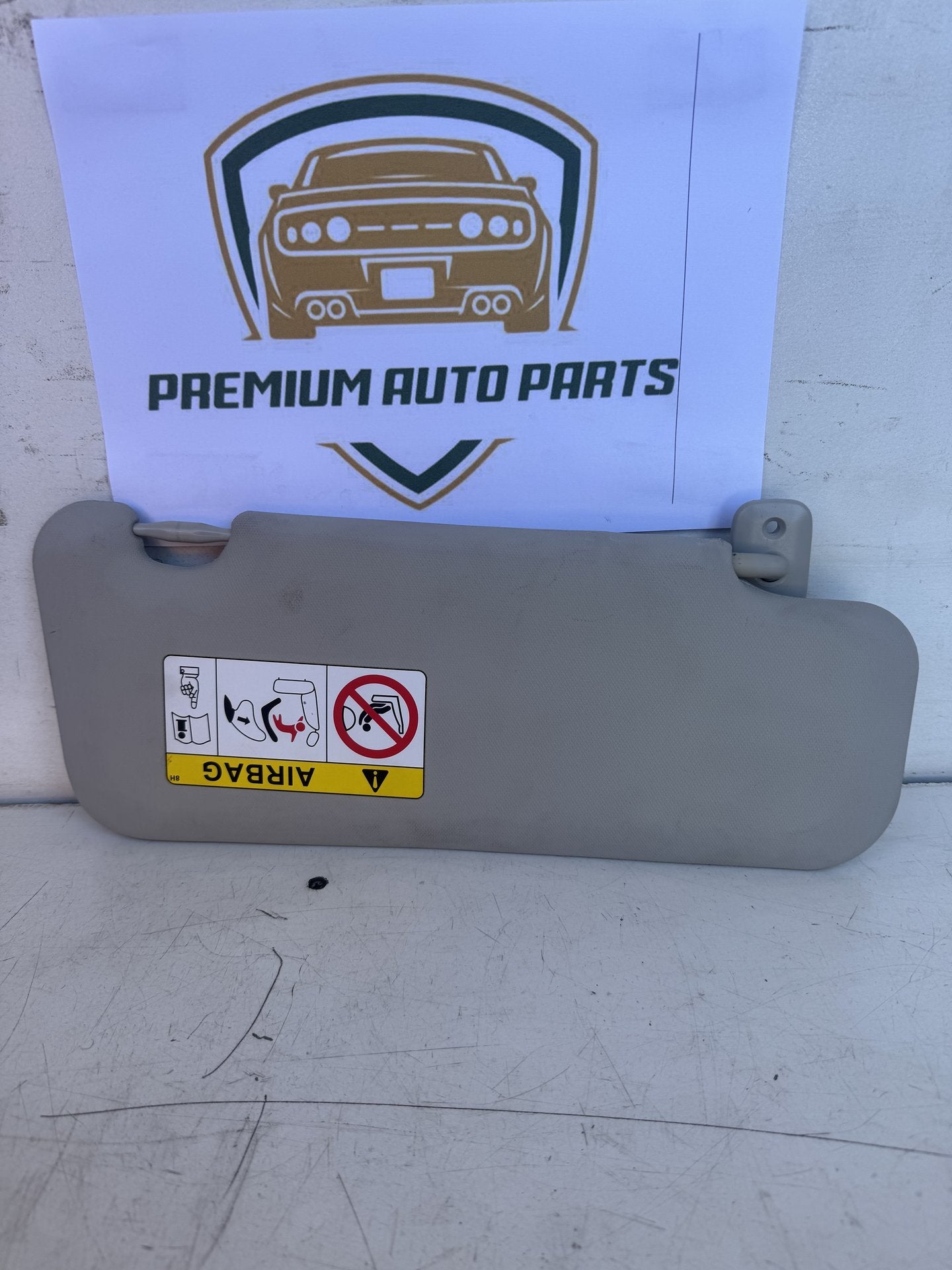 2014   Left Sun Visor