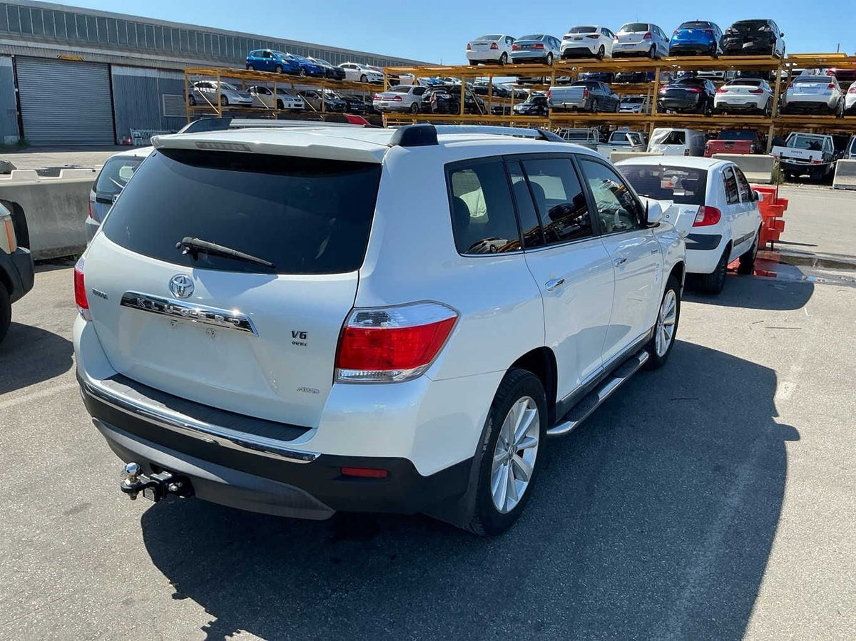 2011 Toyota Kluger Grande U40