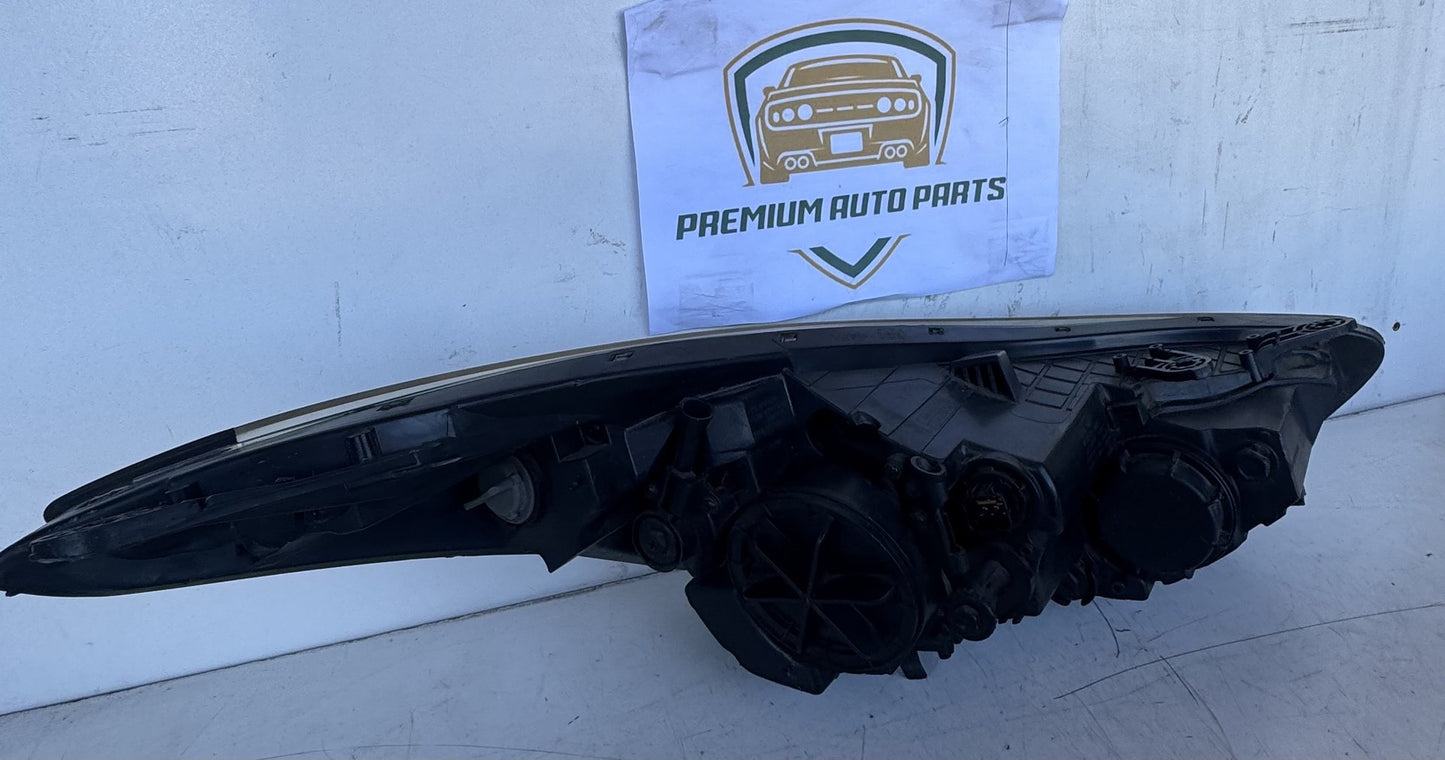 2013 Hyundai Elantra MD Sedan Left Headlight