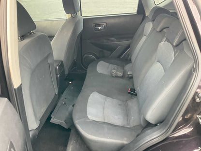 2014 Nissan Dualis ST J10Hatchback 
Nissan
Dualis