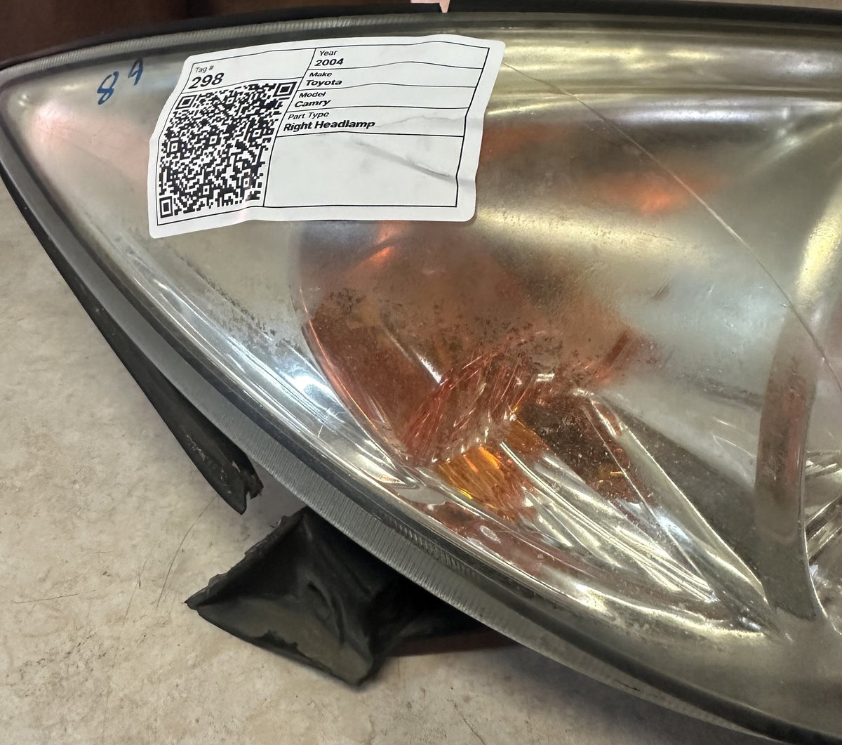 2004 Toyota Camry Sedan Right Headlight 81150