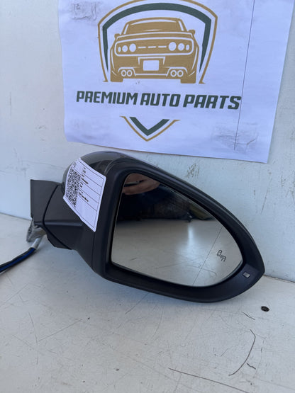 2019 Volkswagen Golf Station Wagon Right Door Mirror 021277