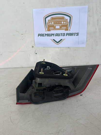 2005 Honda Civic Left Taillight