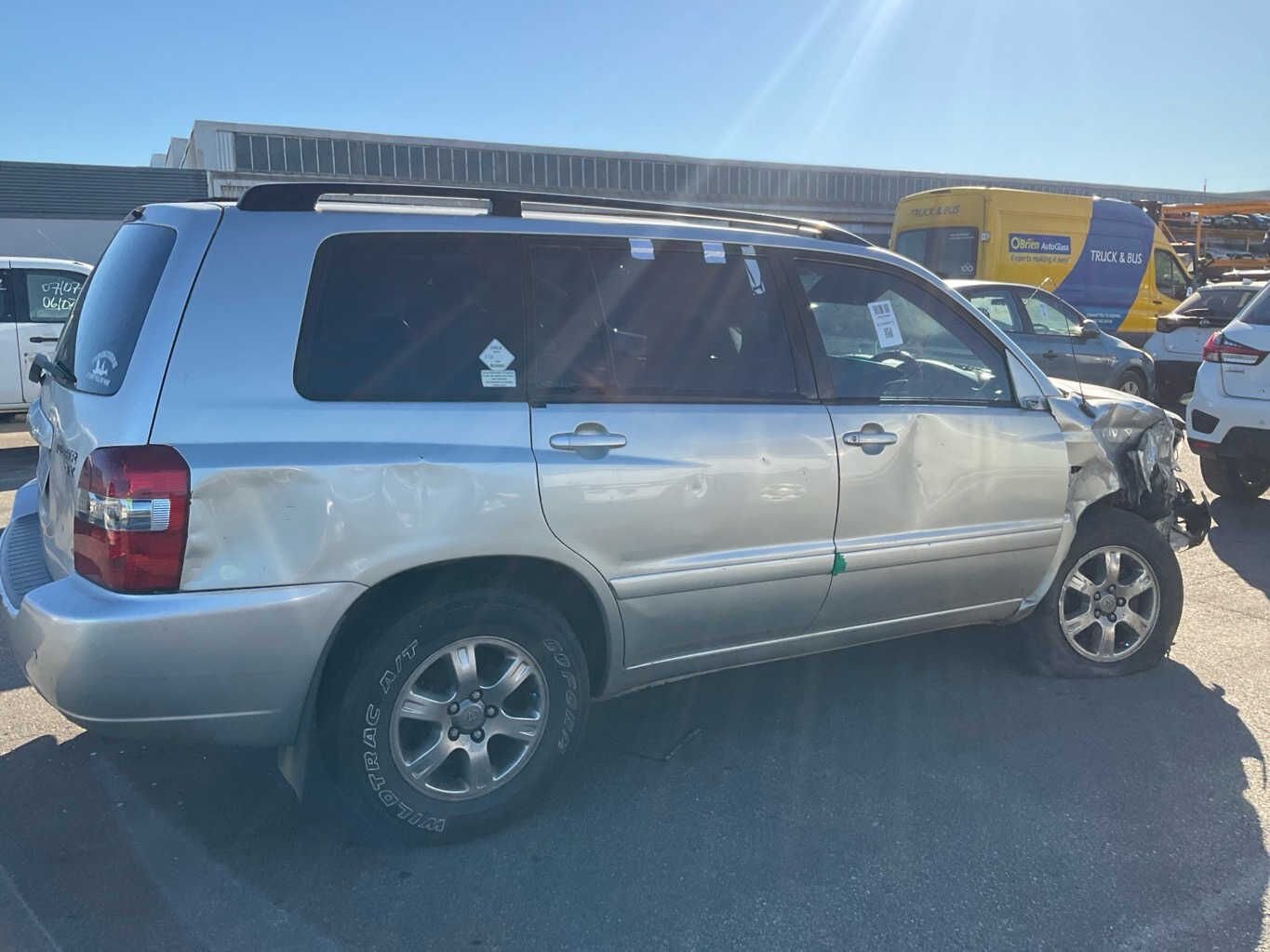 2005 Toyota Kluger XT U40