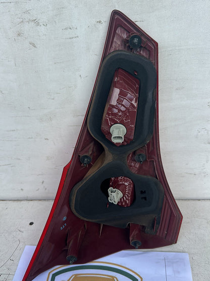 2015 Toyota RAV4 A40 - Right Bootlid Light