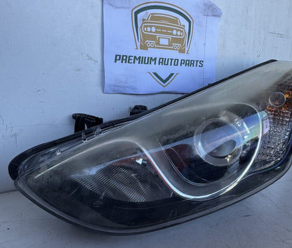 2015 Hyundai i30 GD Hatchback Left Headlight