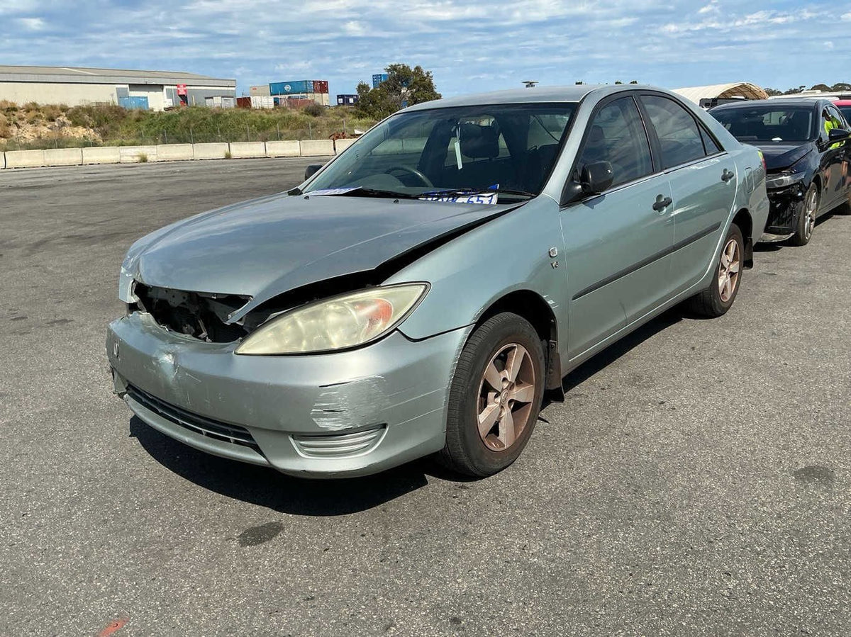 2004 Toyota Camry Altise XV30