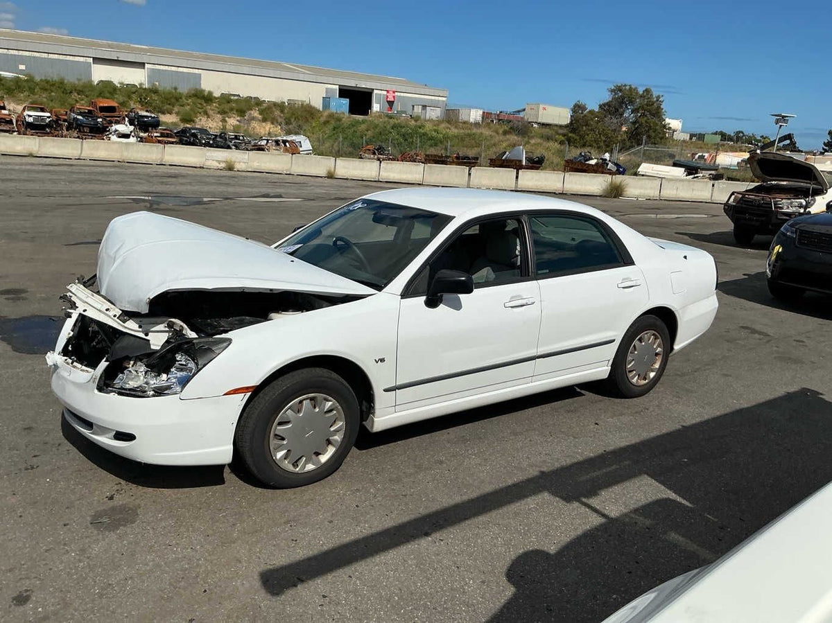 2004 Mitsubishi Magna ES TL