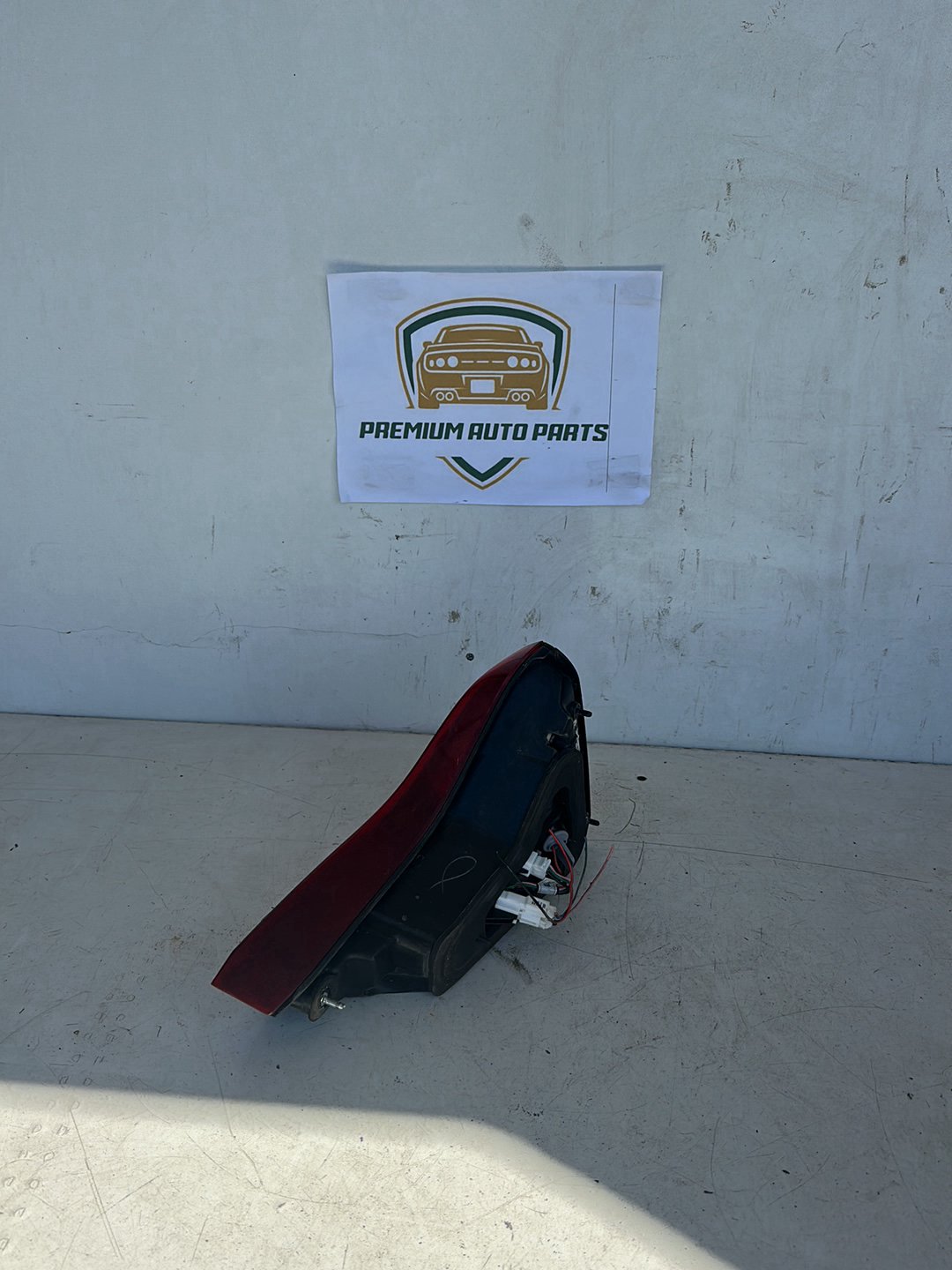 2013 Kia Sorento XM Station Wagon Right Boot Light