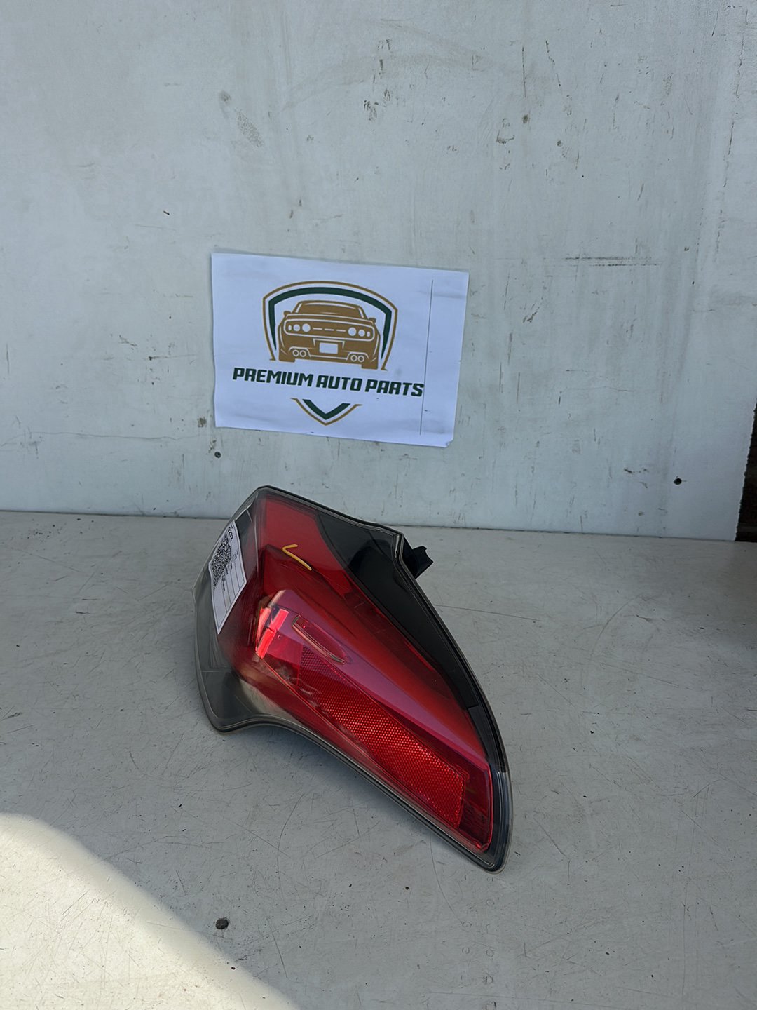 2018 Toyota RAV4 SUV Right Taillight