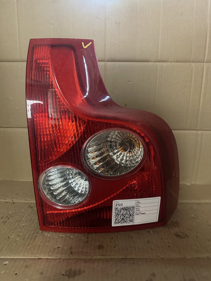2004 Volvo XC90 - Right Taillight