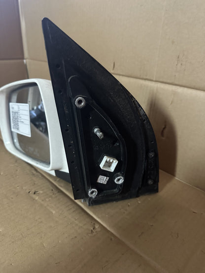 2011 Kia Carnival Station Wagon Left Door Mirror 022556