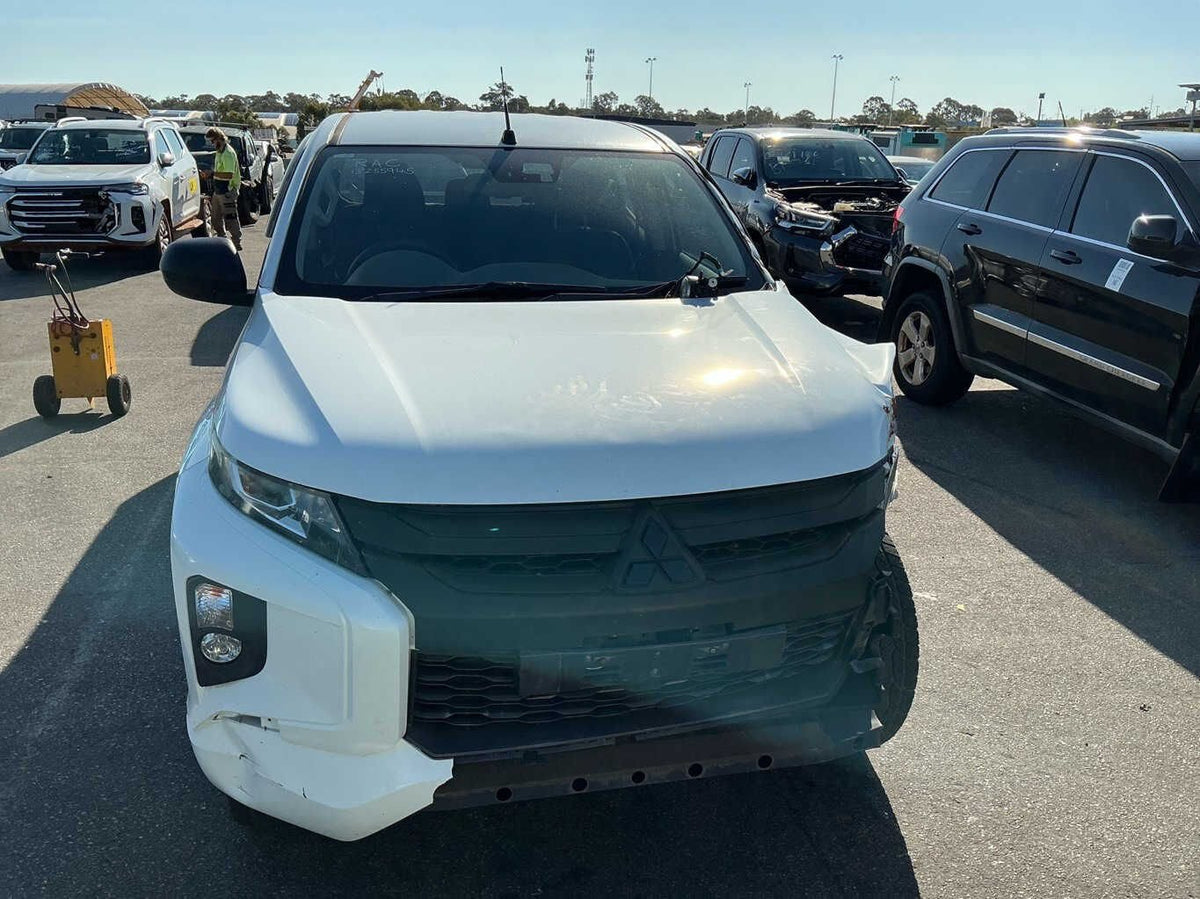 2018 Mitsubishi Triton GLX+ MR