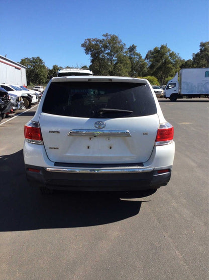 2012 Toyota Kluger U40