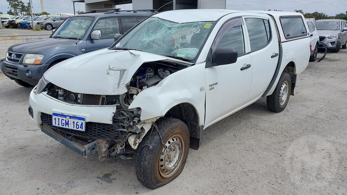 2010 Mitsubishi Triton KA*T