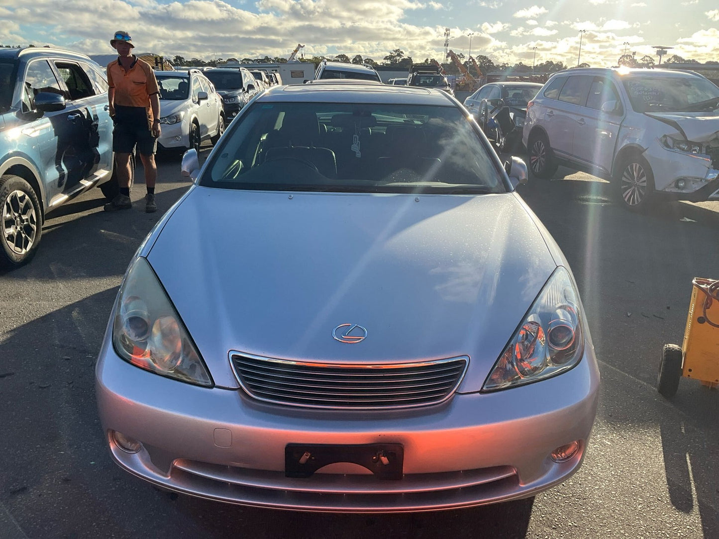 2005 Lexus ES300  V30Sedan 
Lexus
ES300