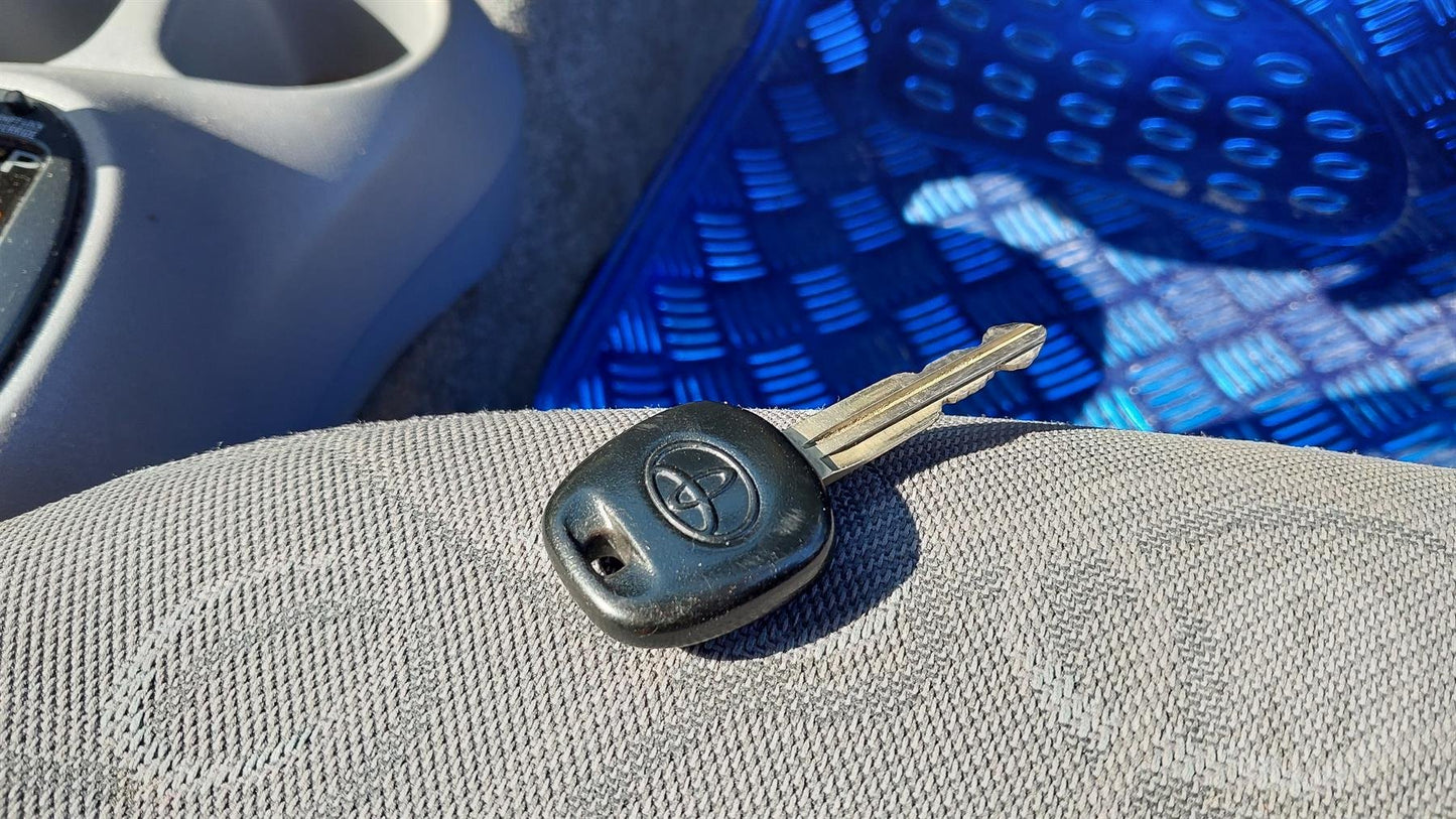 1999 Toyota Echo